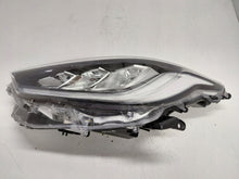 Load image into Gallery viewer, Frontscheinwerfer Toyota Yaris EUK0-8 Links Scheinwerfer Headlight SCH2566228963ma