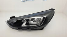 Laden Sie das Bild in den Galerie-Viewer, Frontscheinwerfer Ford Focus MX7B-13E015-CD LED Links Scheinwerfer Headlight