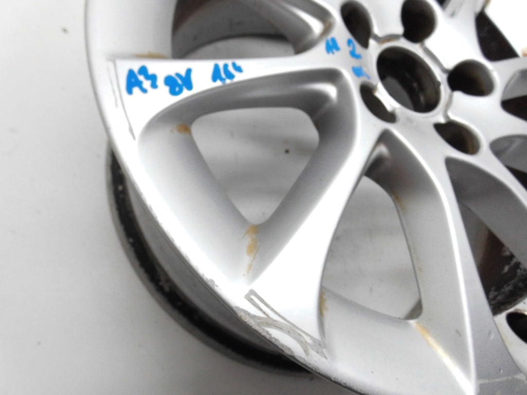 1x Alufelge 16 Zoll 6.5" 5x112 46ET Glanz Silber 8V0601025BM Audi A3 Rim Wheel FEL6974588680xk