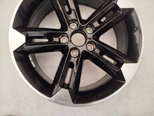 Laden Sie das Bild in den Galerie-Viewer, 1x Alufelge 18 Zoll 7.0" 5x112 40ET Glanz Schwarz 81A601025 Audi Q3 Q2 Rim Wheel FEL6550391376sv