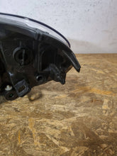 Load image into Gallery viewer, Frontscheinwerfer Volvo Xc60 89908025 Xenon Rechts Scheinwerfer Headlight SCH5320815997tb