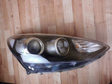Laden Sie das Bild in den Galerie-Viewer, Frontscheinwerfer Kia Sportage IV 92102F1110 Xenon Rechts Scheinwerfer Headlight SCH5481102220lq