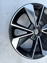 Laden Sie das Bild in den Galerie-Viewer, 1x Alufelge 16 Zoll 6.0" 4x100 43ET Glanz Silber 1ST601025J Skoda Citigo FEL1062597593ig