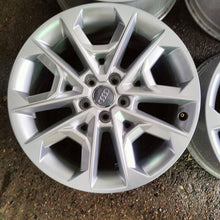 Laden Sie das Bild in den Galerie-Viewer, 4x Alufelge 18 Zoll 8.0" 5x112 45ET Glanz Silber 81A601025R Audi Rim Wheel FEL7780035002xw