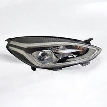 Laden Sie das Bild in den Galerie-Viewer, Frontscheinwerfer Ford Fiesta VII L1BB-13E014-CD LED Rechts oder Links