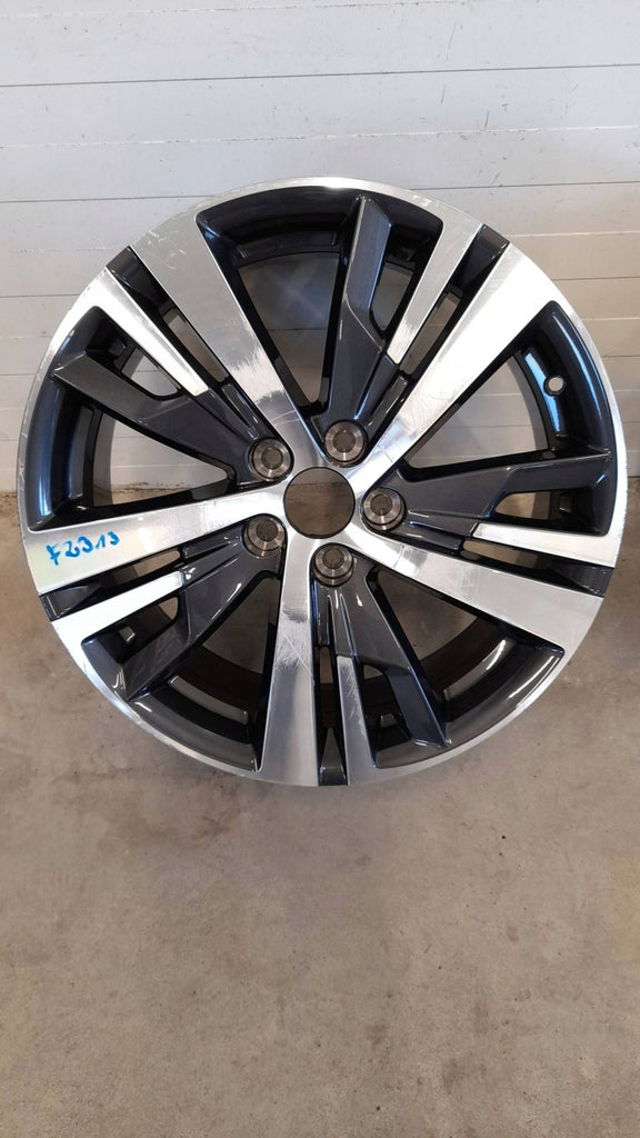 1x Alufelge 18 Zoll RKC15208 Peugeot 5008 Rim Wheel FEL8310879966ya