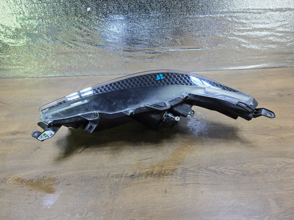 Frontscheinwerfer Toyota Yaris Rechts Scheinwerfer Headlight SCH3817933784qs