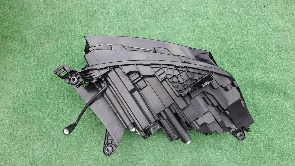 Frontscheinwerfer Skoda Enyaq 5LB941015A Links Scheinwerfer Headlight