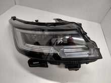 Laden Sie das Bild in den Galerie-Viewer, Frontscheinwerfer Land Rover Range I L460 M8E2-13W029-HK Full LED Rechts SCH9920098833gz
