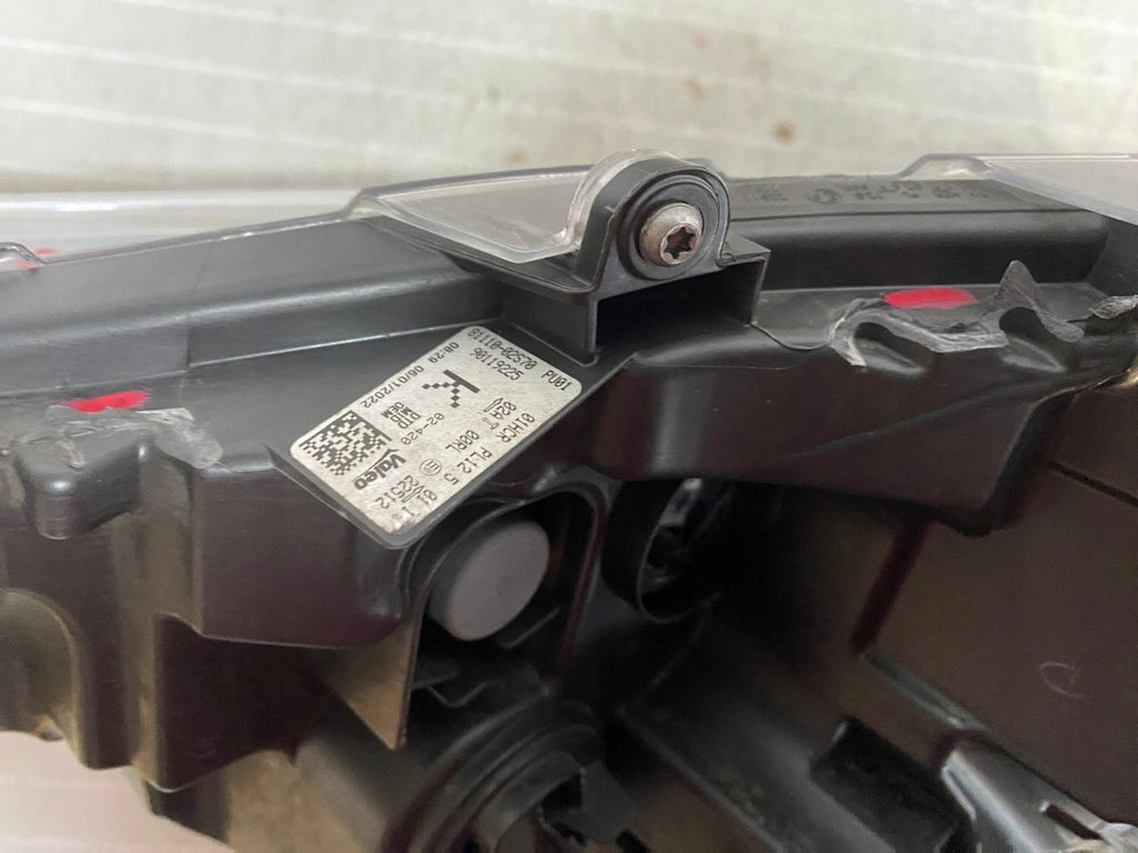 Frontscheinwerfer Toyota Corolla 81110-02S70 LED Ein Stück (Rechts oder Links)