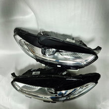Laden Sie das Bild in den Galerie-Viewer, Frontscheinwerfer Ford Mondeo ES73-13D155-AH ES73-13D154-AE Ein Satz Headlight SCH2351675279hg