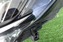 Laden Sie das Bild in den Galerie-Viewer, Frontscheinwerfer Ford Kuga LV4B13E017AL Links Scheinwerfer Headlight SCH5937808125ec
