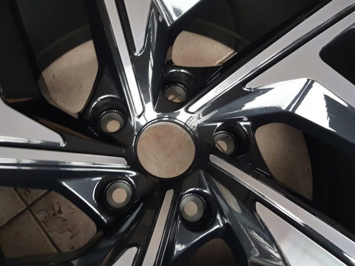 1x Alufelge 21 Zoll 9.0" 5x112 29ET Glanz 85H601025R Audi E-Tron Rim Wheel FEL7764654625ou
