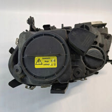 Laden Sie das Bild in den Galerie-Viewer, Frontscheinwerfer Mercedes-Benz W164 A1648203259 Rechts Scheinwerfer Headlight SCH8360417817rh