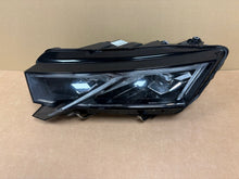 Laden Sie das Bild in den Galerie-Viewer, Frontscheinwerfer Skoda Octavia IV 5E4941035 Full LED Links Headlight SCH3207983511fp