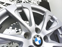 Laden Sie das Bild in den Galerie-Viewer, 4x Alufelge 17 Zoll 7.5" 5x112 27ET Silber KBA51012 BMW 4 G22 G23 I4 G26 FEL1213886294op