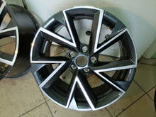 Load image into Gallery viewer, 1x Alufelge 18 Zoll 8.0" 5x112 44ET Glanz 3V0601025AP Mg Superb I Rim Wheel FEL6048804937bi