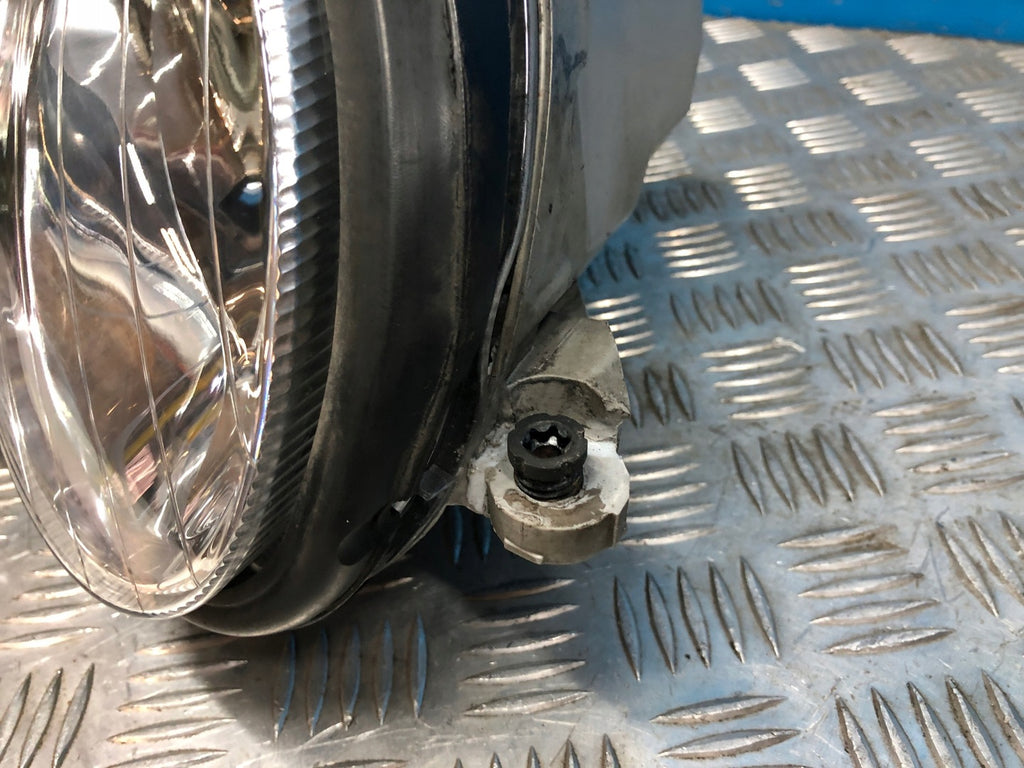 Frontscheinwerfer Mercedes-Benz W203 A2038203861 Xenon Rechts Headlight SCH1128960143se