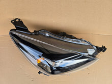 Load image into Gallery viewer, Frontscheinwerfer Mazda 2 Dj D43N-51030 Rechts Scheinwerfer Headlight SCH2364430871vx