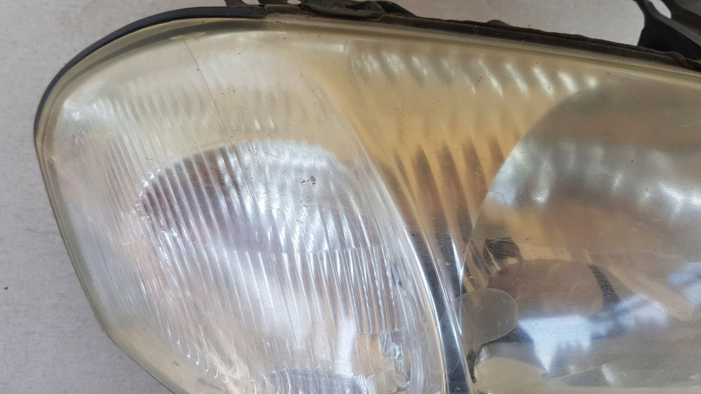 Frontscheinwerfer Mazda Tribute Rechts Scheinwerfer Headlight