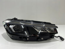 Laden Sie das Bild in den Galerie-Viewer, Frontscheinwerfer VW Passat 3J1941006XXX Rechts Scheinwerfer Headlight SCH5355753266eq