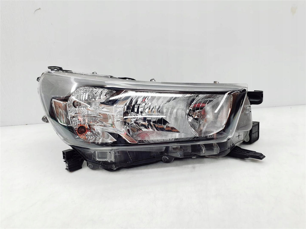 Frontscheinwerfer Toyota Hilux VIII Rechts Scheinwerfer Headlight SCH1721063846jd