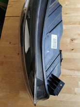 Load image into Gallery viewer, Frontscheinwerfer Ford Focus 18-MX7B-13E014-CC Rechts Scheinwerfer Headlight