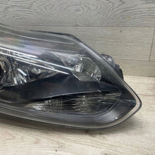 Laden Sie das Bild in den Galerie-Viewer, Frontscheinwerfer Ford Focus BM5113W029 Xenon Rechts Scheinwerfer Headlight SCH4482767764nh
