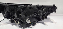 Laden Sie das Bild in den Galerie-Viewer, Frontscheinwerfer Toyota V LED Links Scheinwerfer Headlight SCH2735296189bb