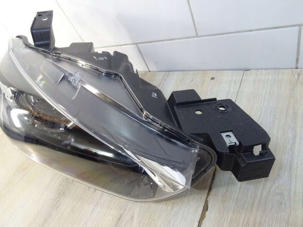 Frontscheinwerfer Mazda Cx 3 D10E-51030 LED Rechts Scheinwerfer Headlight SCH6870090840vn
