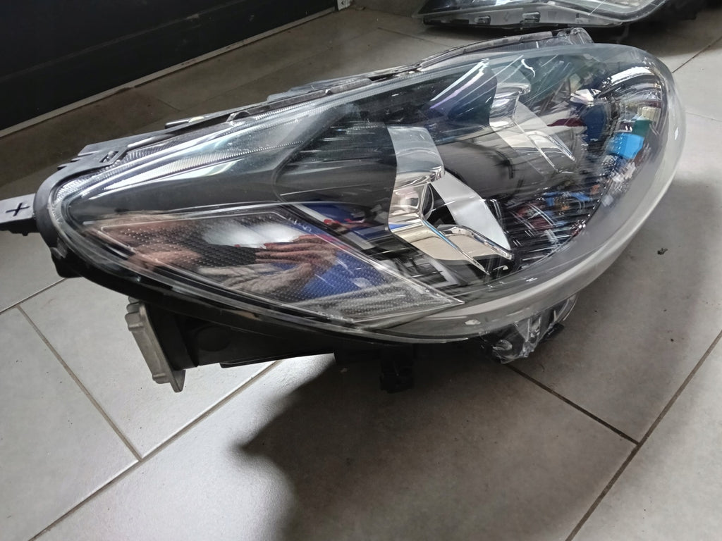 Frontscheinwerfer Ford Kuga I JX7B-13B626-BL L90158169 LED Rechts Headlight SCH6922668021vv
