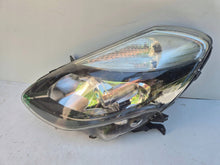 Laden Sie das Bild in den Galerie-Viewer, Frontscheinwerfer Renault Clio III 8200775869 Links Scheinwerfer Headlight SCH8819839345bx