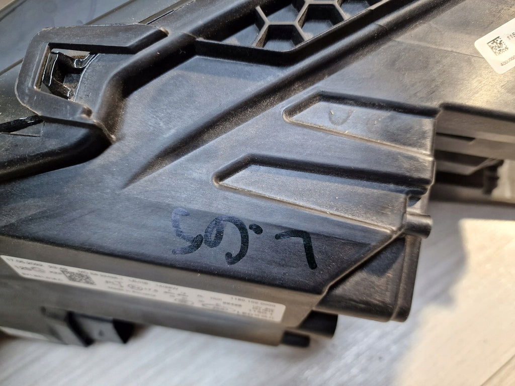 Frontscheinwerfer Skoda Superb III 3V1941016C LED Rechts Scheinwerfer Headlight