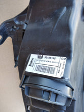 Laden Sie das Bild in den Galerie-Viewer, Frontscheinwerfer Opel Corsa C 93185145 Links Scheinwerfer Headlight SCH4677952026bn
