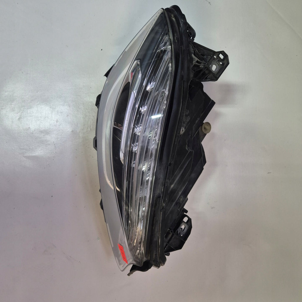 Frontscheinwerfer Mercedes-Benz W176 A1768204361 Xenon Rechts Headlight SCH5103356764ws