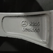 Laden Sie das Bild in den Galerie-Viewer, 1x Alufelge 17 Zoll 7.0" 5x112 48 5ET Glanz Silber A2054018000- Mercedes-Benz FEL2272594423vs