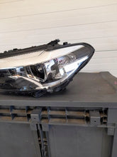 Laden Sie das Bild in den Galerie-Viewer, Frontscheinwerfer BMW 5 G31 G30 7439199-01 Full LED Links Scheinwerfer Headlight