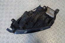 Laden Sie das Bild in den Galerie-Viewer, Frontscheinwerfer Skoda Octavia IV 5E4941016A LED Rechts Scheinwerfer Headlight SCH2121761237wh