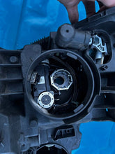 Laden Sie das Bild in den Galerie-Viewer, Frontscheinwerfer Mercedes-Benz Gla A1569062300 Links Scheinwerfer Headlight SCH5999070769un