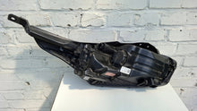 Laden Sie das Bild in den Galerie-Viewer, Frontscheinwerfer Kia Ceed 92101-J7050 Links Scheinwerfer Headlight