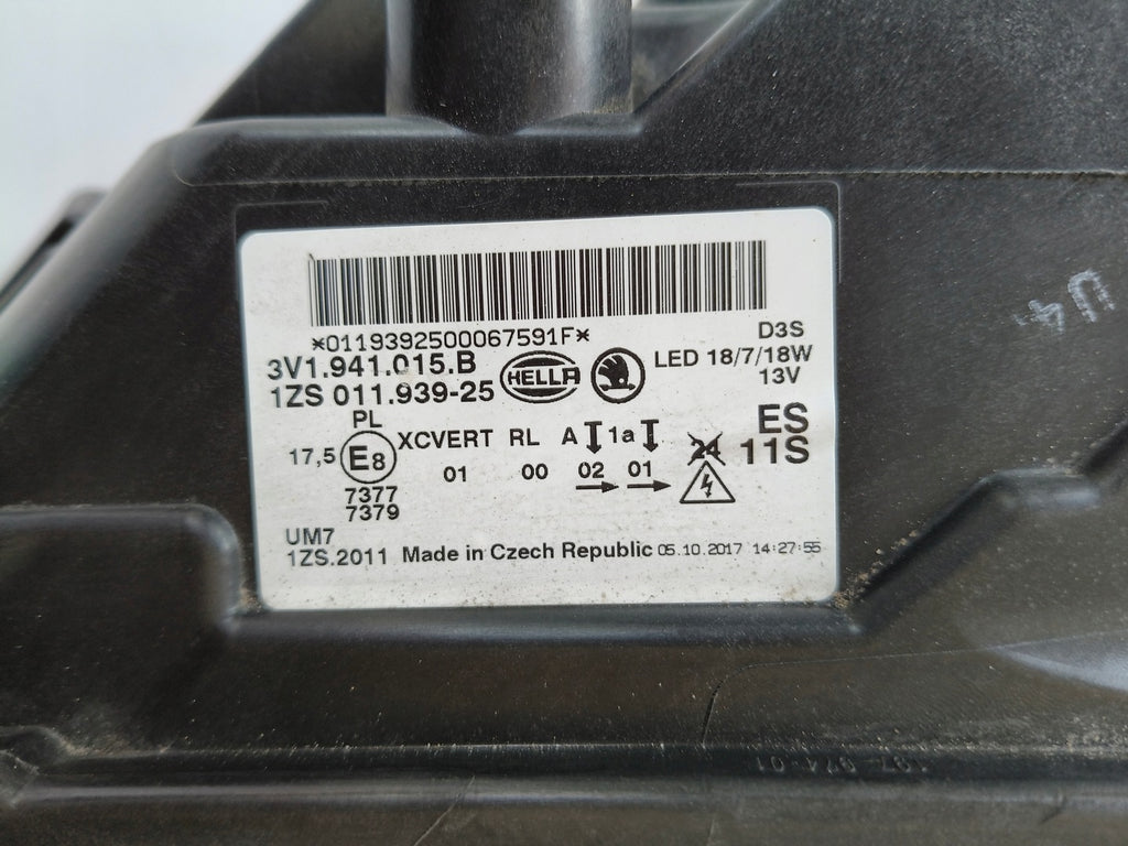 Frontscheinwerfer Skoda Superb III 3V1941015B LED Links Scheinwerfer Headlight