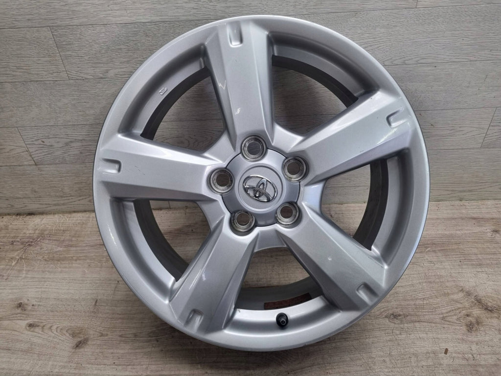 1x Alufelge 17 Zoll Toyota Rav 4 Rim Wheel FEL9524901466db
