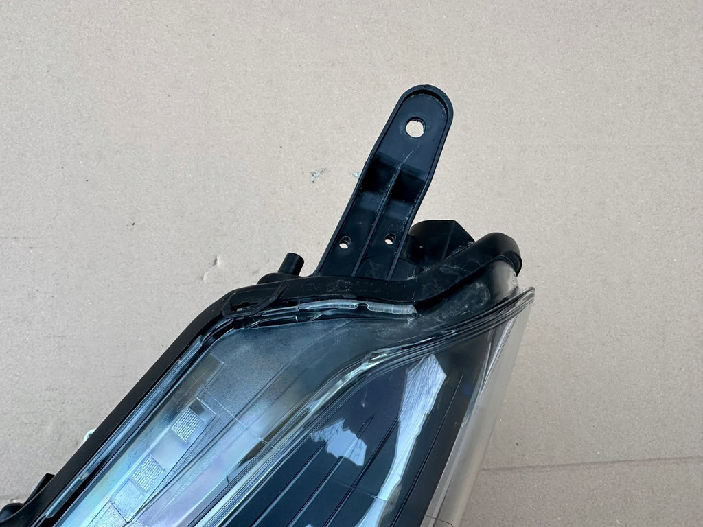 Frontscheinwerfer Toyota Yaris Links Scheinwerfer Headlight