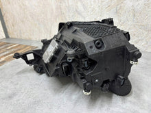 Laden Sie das Bild in den Galerie-Viewer, Frontscheinwerfer Skoda Kamiq 655941015C 85122000 Full LED Links Headlight SCH8200986168mn