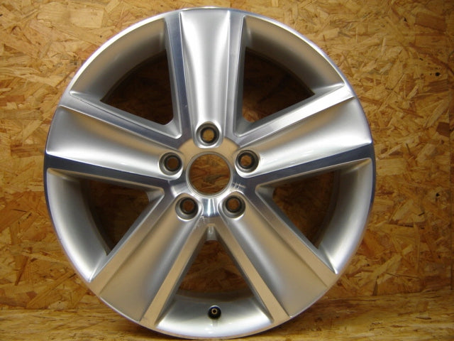 1x Alufelge 17 Zoll 6.0" 5x112 50ET Glanz Silber 2K5601025D VW Golf Rim Wheel