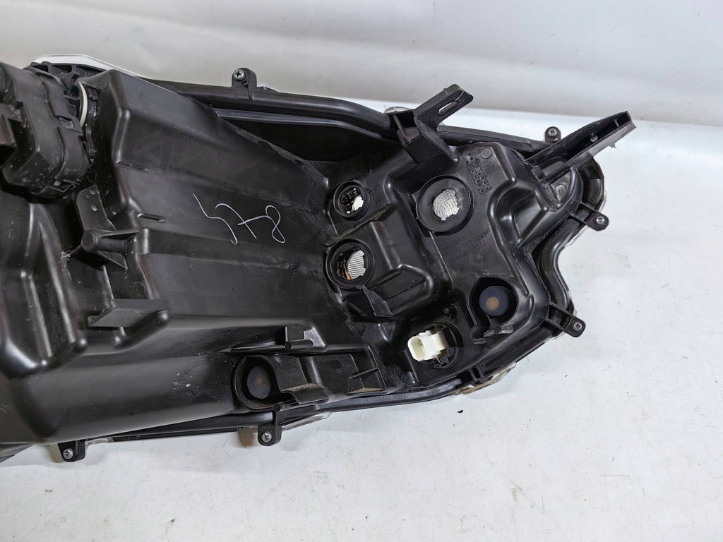 Frontscheinwerfer Toyota Yaris CCI4390 Links Scheinwerfer Headlight SCH8626819958zs