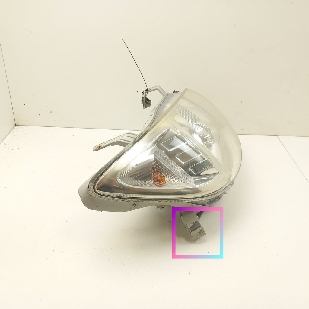 Frontscheinwerfer Toyota Hilux MAM43237 Rechts Scheinwerfer Headlight SCH6817335161zu