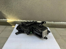 Laden Sie das Bild in den Galerie-Viewer, Frontscheinwerfer Maserati Ghibli 00670004835 Links Scheinwerfer Headlight SCH3671486907yy