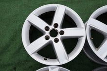Laden Sie das Bild in den Galerie-Viewer, 4x Alufelge 16 Zoll 7.0" 5x112 46ET Glanz Silber 8K0071496 Audi A4 B8 Rim Wheel FEL5018077664ge