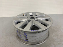 Load image into Gallery viewer, 1x Alufelge 16 Zoll 6.5" 5x120 51ET Glanz Silber 7E0601025N VW Rim Wheel FEL5666367076xt
